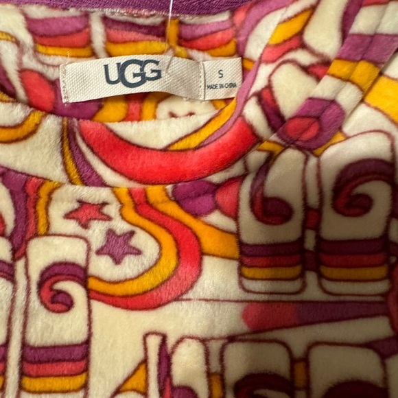 UGG Kinslee Top Velvet Fleece Oversized Short Sleeve T-shirt Retro 70s New w tag - Picture 13 of 16